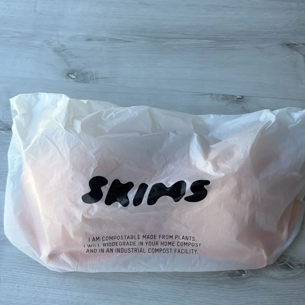 SKIMS Fits Everybody T-Shirt Bra color faded nectar size 38D NWT in packaging - Picture 4 of 6